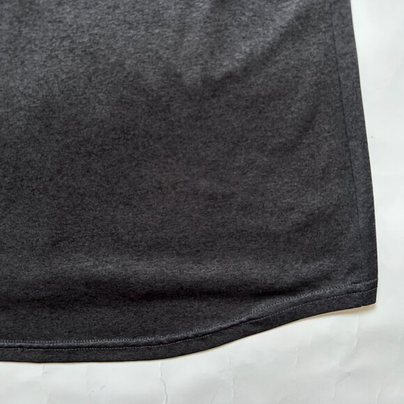 PUMA Women’s Athletic V-Neck T-Shirt Size M Gray Dry cell - Picture 13 of 13